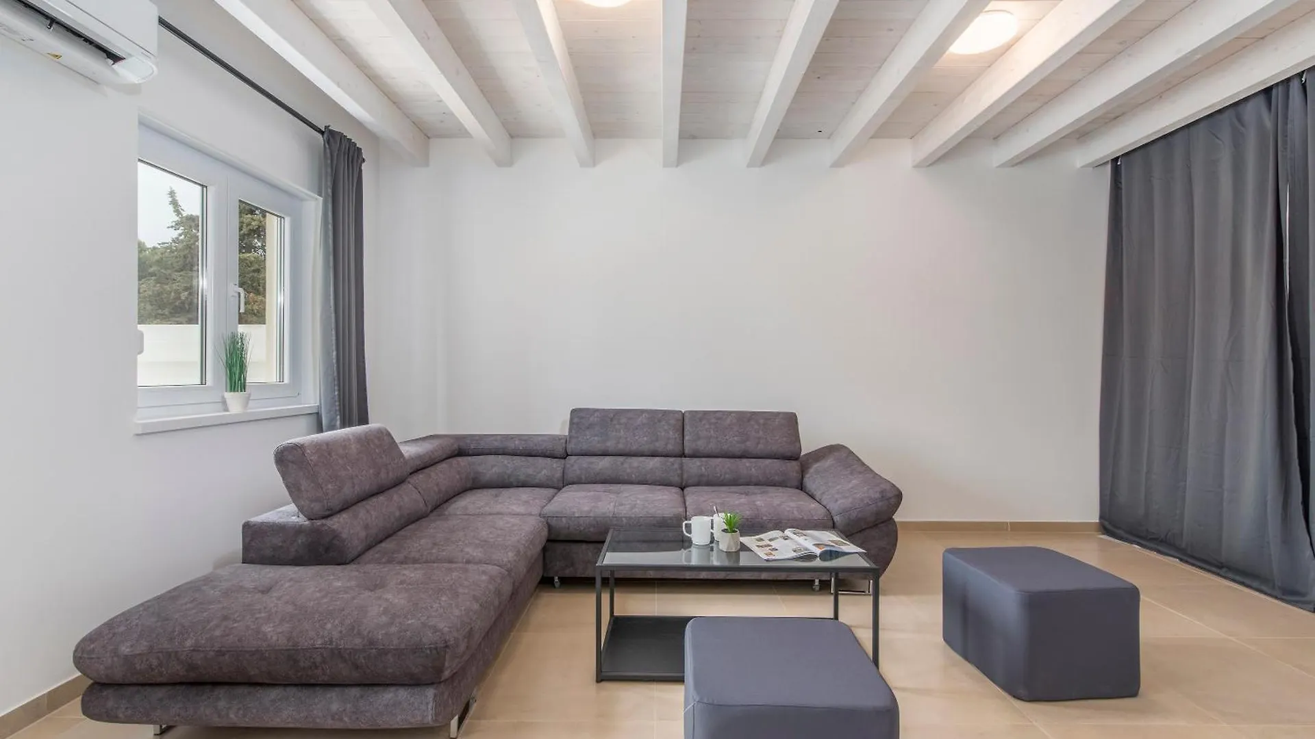 Oliva Villa Premantura Croatia